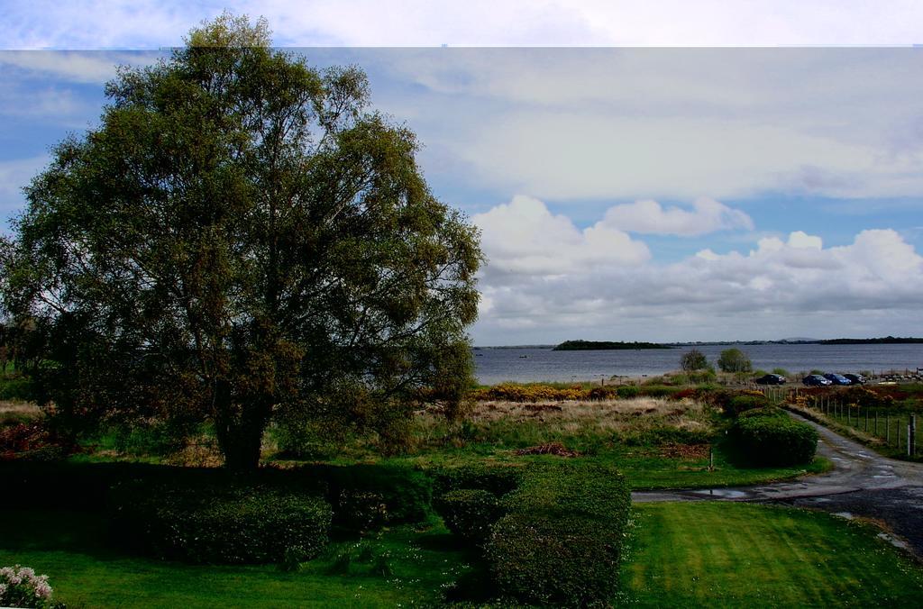 Lakeland Midsummer Lakehouse Утерард Екстер'єр фото